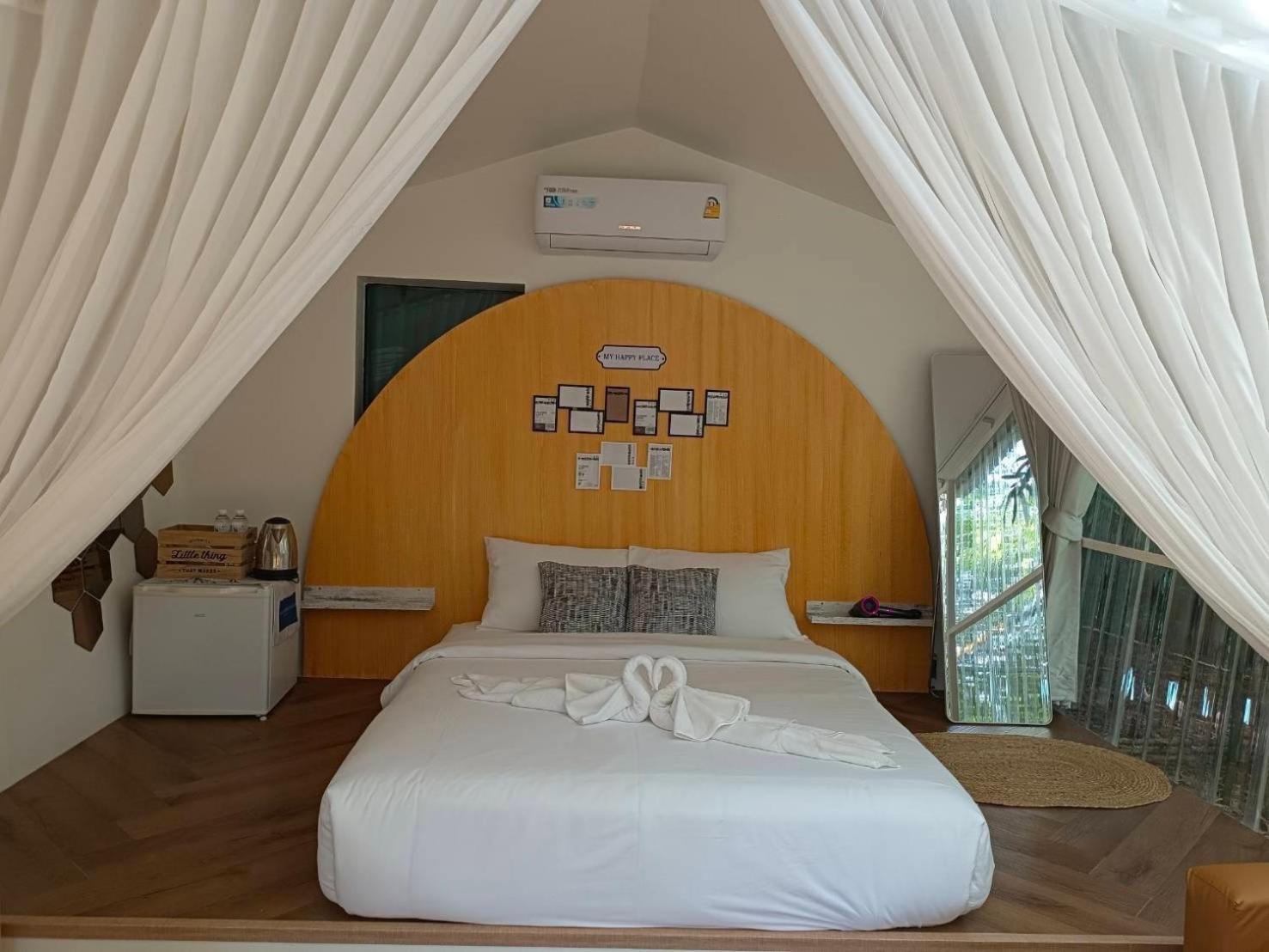 Baan Nai Baan Nok Resort Nakhon Nayok Exterior photo